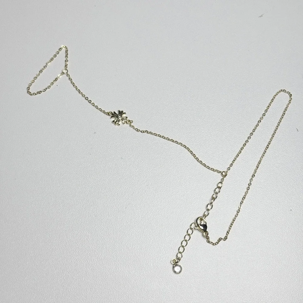 Gold Tone Floral Charm Hand Chain Slave Bracelet‎ Adjustable Boho Minimalist